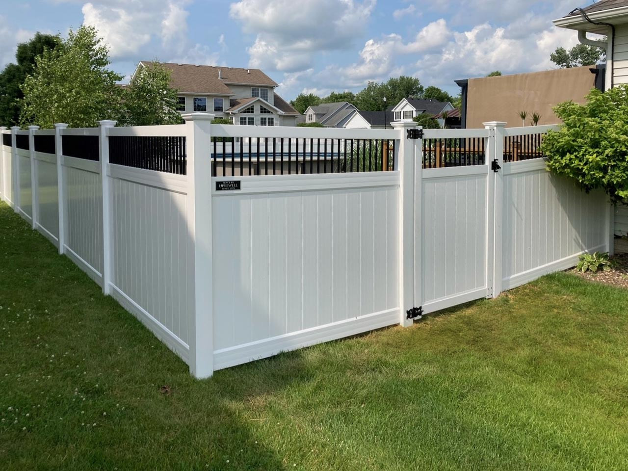 fencing and deck supplies in cagary